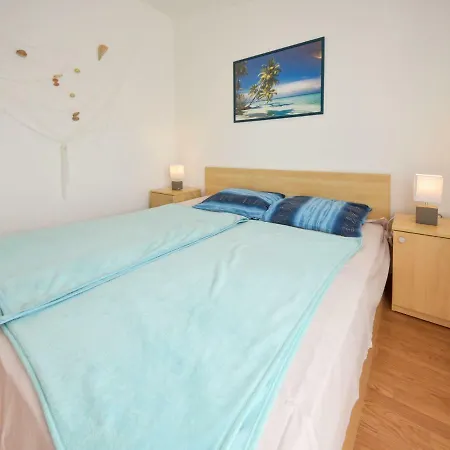 Holiday Helena Ferienhaus Vir